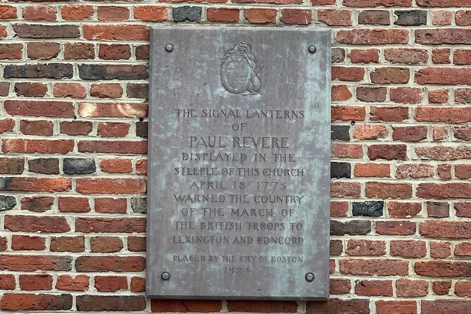 Self-Guided Audio Tour of Boston North End - Two lanterns and the road to Copp’s Hill