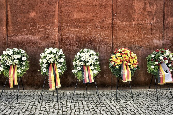 Self-Guided Audio Tour-The Fall of the wall: A light for humanity - A short walk through Berlin’s divided past