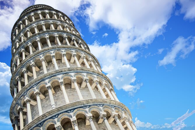 Self-guided Bike Tour from Lucca to Pisa - Starting at the Tourist Center Lucca