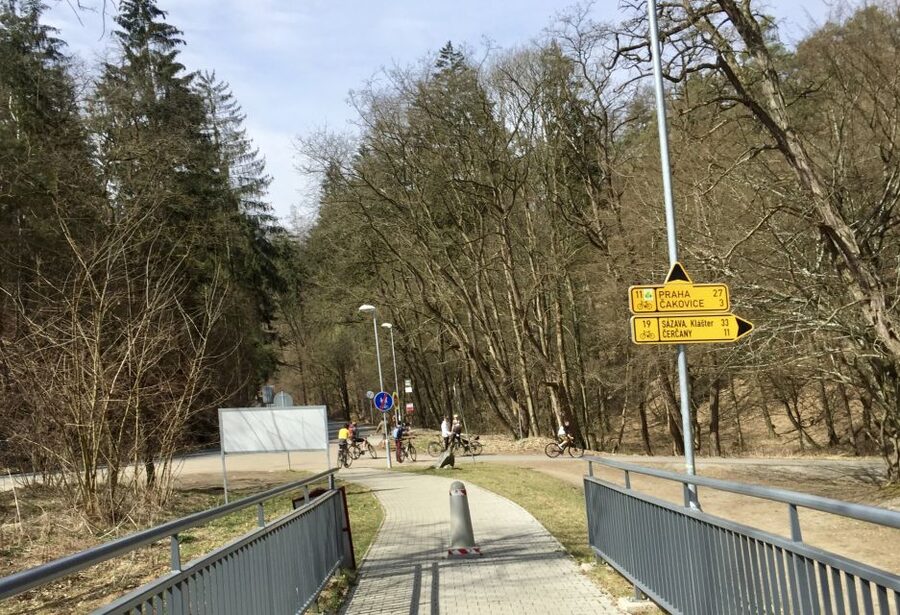 Self-Guided Bike Tour to Unetice Brewery - Troja Chateau, Holešovice, and the final city stretch