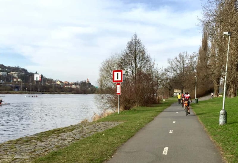 Self-Guided Bike Tour to Unetice Brewery - Who should book this ride