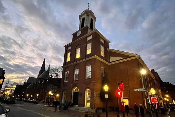 Self-Guided Boston Christmas Tour - Commonwealth Avenue lights and the Alexander Hamilton statue
