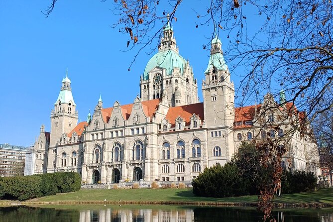 Self-Guided Crime Tour Hannover City Center - The Staatsoper adds a grand city-center stop