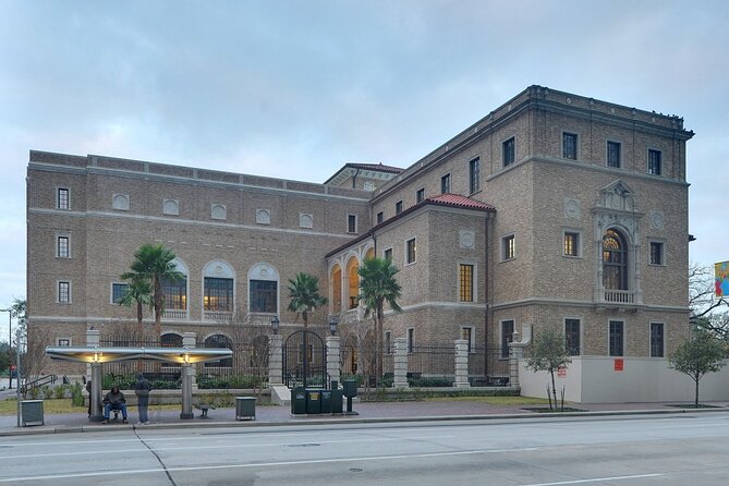 Self-Guided Houston Scavenger Hunt: Houston, We Have a Hunt - Jones Hall and Houston’s Theater District