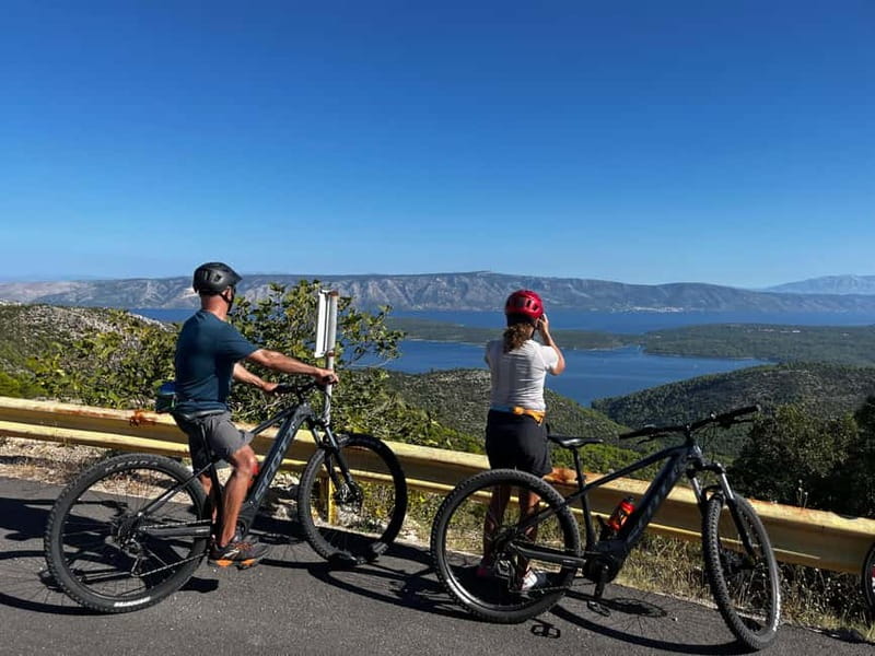 Self-guided mountain bike tour (non-electric) - Organic wine and local flavor