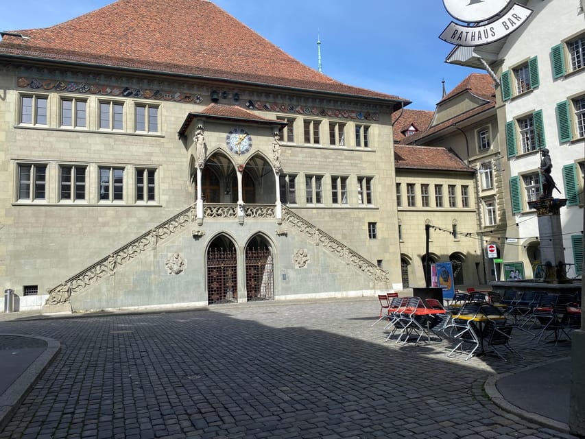 Self-Guided Reading City Tour in Bern - Fountains, sculptures, and guild-house details