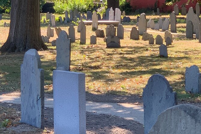 Self-Guided Smartphone Ghost Walking Tour in Salem - Bewitched, Wicked Books, and the Old Town Hall