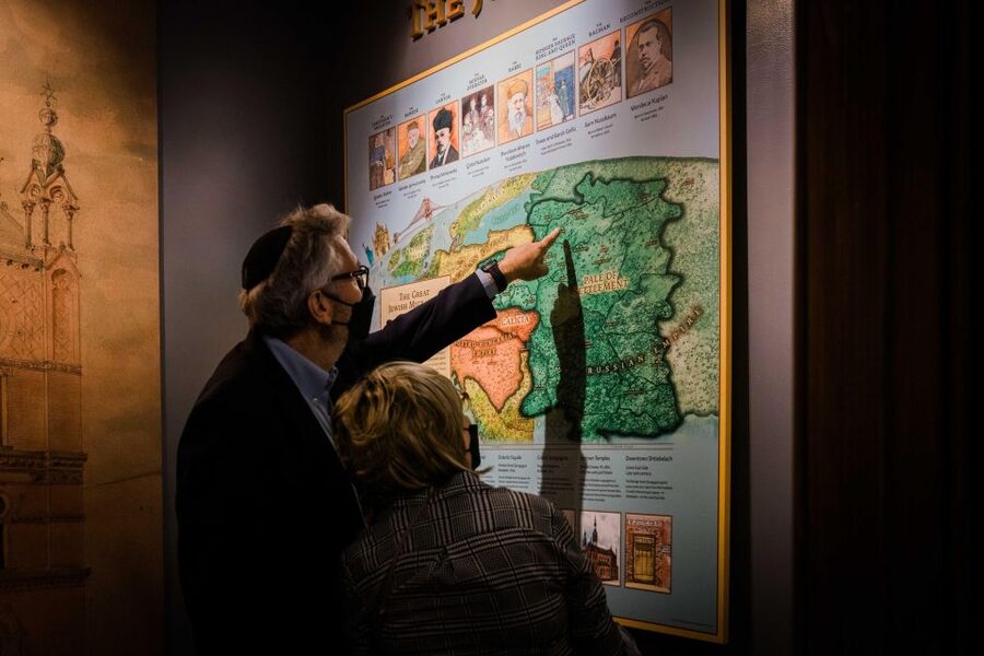 Self-Guided Tour of the Museum at Eldridge Street - How the $20 million restoration changed the experience