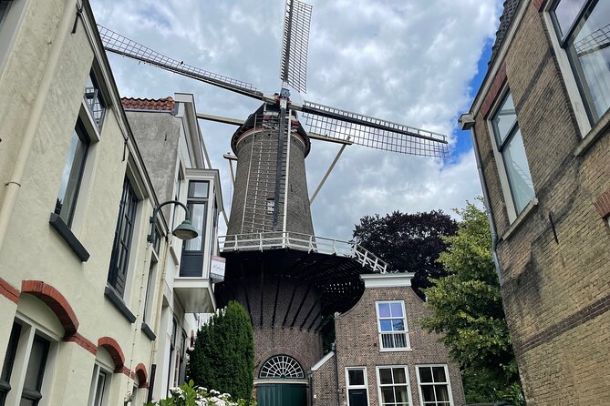 Self-Guided Walking Tour of Gouda: Canals, Colonies, and Cheese - Museum Gouda and the quiet details of old streets