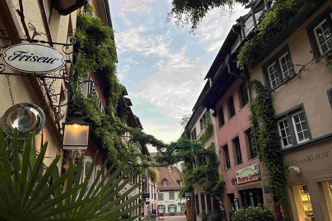Self Guided Walking Tour through Old Town Freiburg - Prince-Bishops, merchants, and Freiburg’s cathedral
