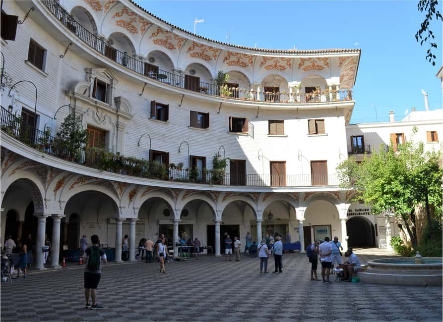 Seville's Historic Center: Self-Guided Tour + Casa Pilatos Ticket - What the ONTUR app adds to a city walk