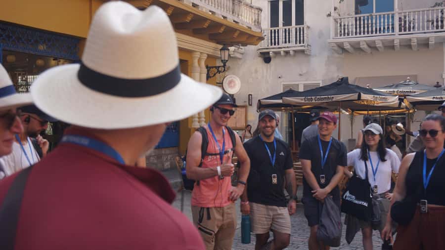 Shared Cartagena Old City Tour with Wireless Audio System - Bolívar Square and the city’s political heart