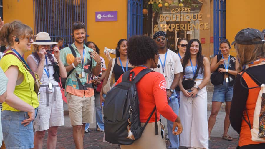 Shared Cartagena Old City Tour with Wireless Audio System - Getsemaní on Saturday and Sunday