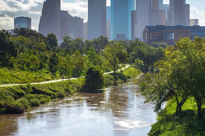 Sights of Downtown Houston Smartphone Audio Walking Tour - Buffalo Bayou, Old Town, and the route’s livelier side