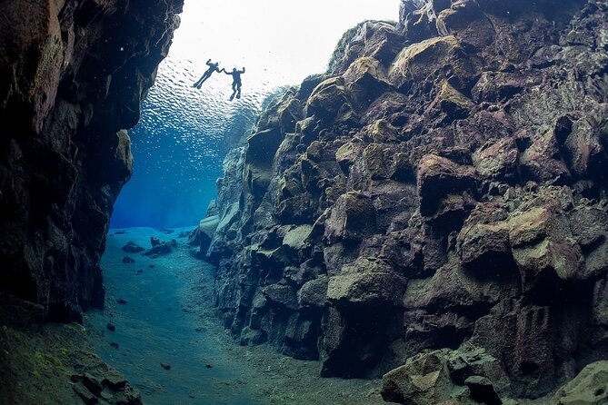 Silfra: Hot and Cold Snorkeling and Spa Tour - Self Drive - What the small group adds