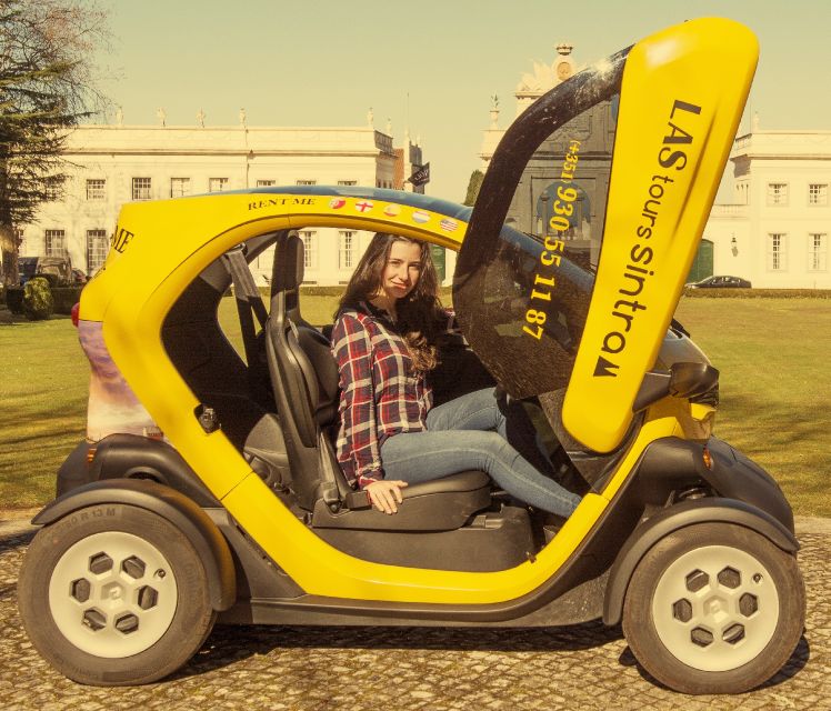 Sintra: 4 MAJOR Monuments Tour E-Car com GPS Audio Guide - Pena Palace and the upper mountain