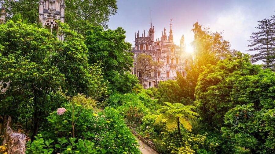 Sintra: Castle of the Moors & Quinta Entry with Audio Guides - Quinta da Regaleira and Its Strange Corners