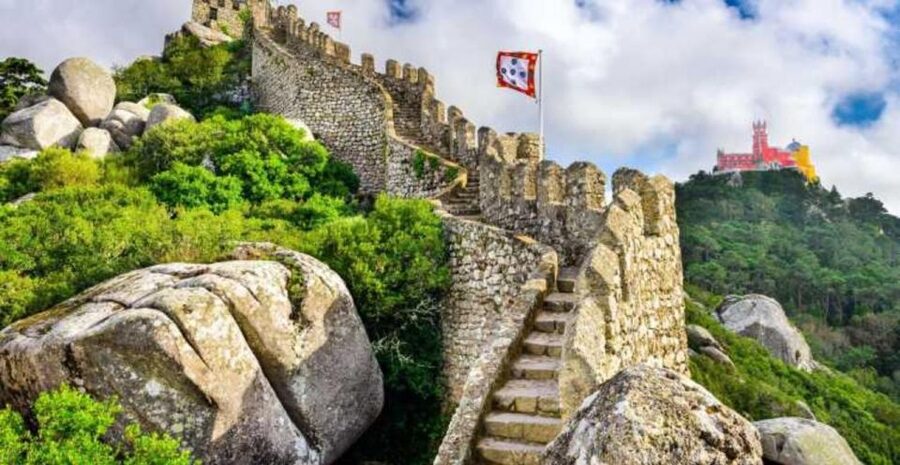 Sintra: Castle of the Moors Skip-the-Line Ticket+Audio Guide - Why the Moorish Castle is worth the climb
