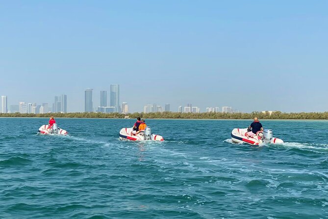 Small-Group Self-Drive Speedboat Tour in Yas Island Mangroves - Flamingos, landmarks, and the Peninsula Gold Beach stop