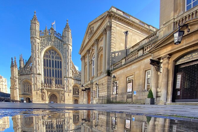 Small Group smartphone Bath Walking Tour around Bath - A photography lesson built around Bath’s best shapes