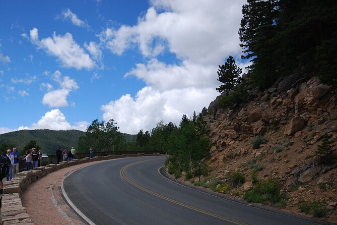 Smartphone Audio Driving Tour between Banff and Calgary - Kananaskis, lakes, ski areas, and mountain names