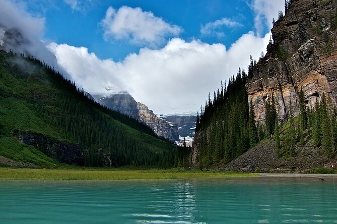 Smartphone Audio Driving Tour between Lake Louise and Calgary - Banff National Park and the Bow River