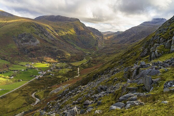 Snowdonia Tour App, Hidden Gems Game and Big Britain Quiz (7 Day Pass) UK - GPS accuracy and access: the important catch
