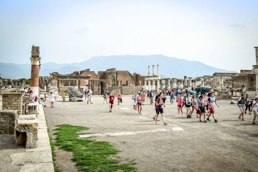 Sorrento & Pompeii Day Trip from Rome Audio Guide Tour - The coastal drive adds beauty, but not much flexibility
