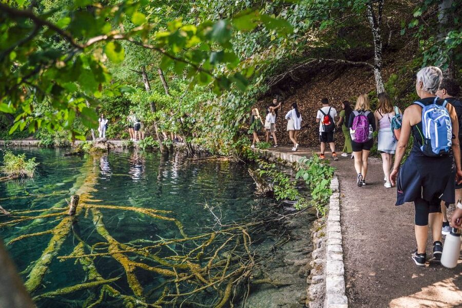 Split: Self-Guided Plitvice Lakes Day Tour with Boat Ride - How to use your free time well