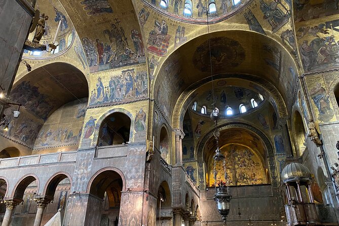 St. Mark's Cathedral Priority Guided Tour & History Gallery - What the price includes, and what it does not