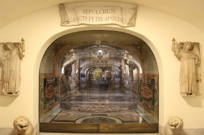 St. Peter's Basilica: Hosted Entrance & Digital Audioguide - Michelangelo’s Pietà and the art inside
