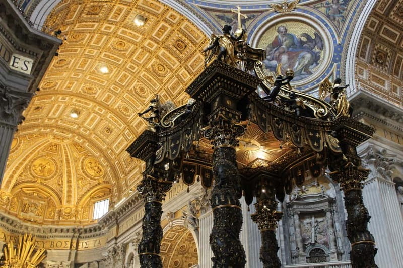 St. Peter's Basilica: Hosted Entrance & Digital Audioguide - Papal tombs and the meaning of the site