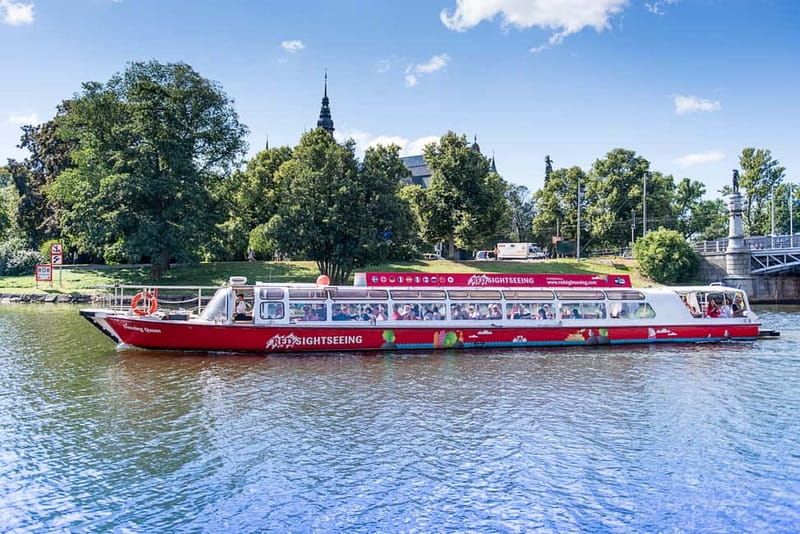 Stockholm: Royal Bridges & Canal Boat Tour with Audio Guide - The narrow Djurgårds Canal