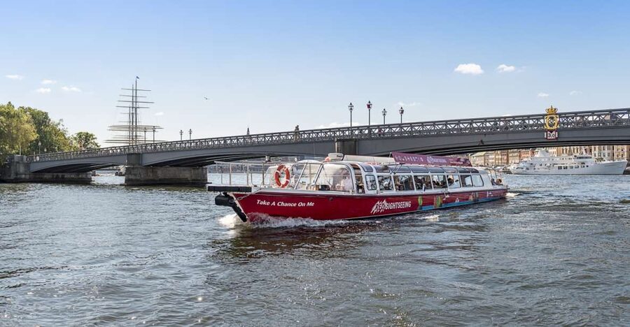 Stockholm: Royal Bridges & Canal Boat Tour with Audio Guide - What the boat provides during the hour