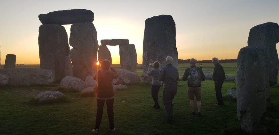 Stonehenge: App Guided Tour + Admission Included - The app guide is the weak link