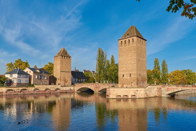 Strasbourg Scavenger Hunt and Highlights Self-Guided Audio Tour - Place Kléber, the Opera, and Place de la République