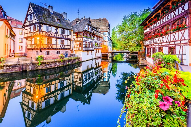 Strasbourg Scavenger Hunt and Highlights Self-Guided Audio Tour - Starting at Ponts Couverts