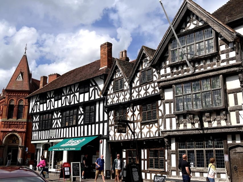 Stratford-upon-Avon: City Walking Tour & Exploration Game - Timing, access, and what to pack