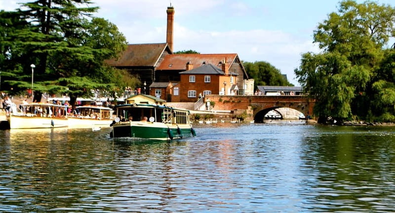 Stratford-upon-Avon: River Cruise & City Audio Tour - Key points to know before booking
