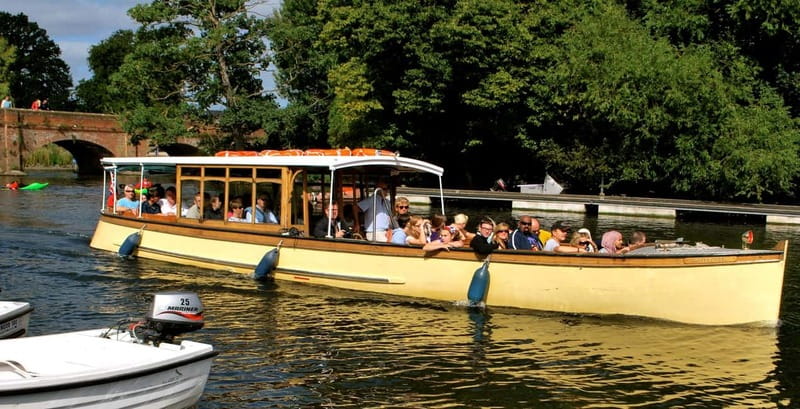 Stratford-upon-Avon: River Cruise & City Audio Tour - What you see from the water