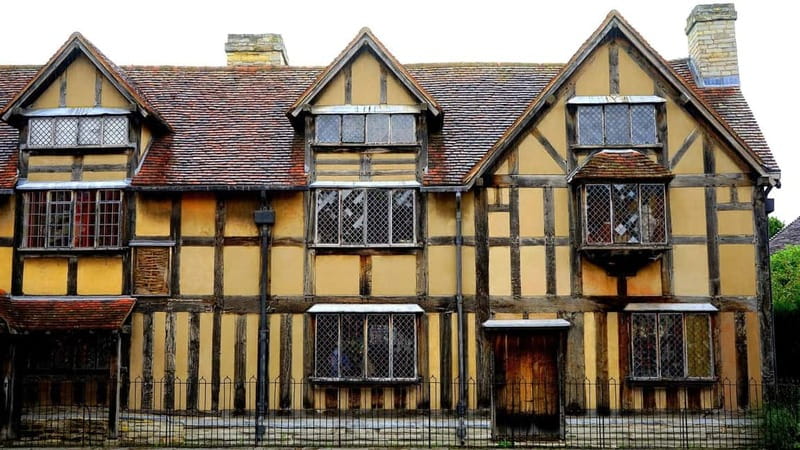 Stratford-upon-Avon: River Cruise & City Audio Tour - Switching from boat to phone