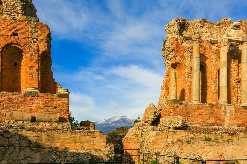 Taormina: Ancient Theater Skip-the-Line Ticket & Audio Guide - Arriving at the box office and skipping the queue