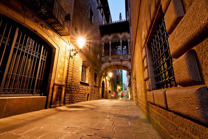 The Gothic Trail – Ghosts of Barcelona Exploration Game - Plaça de Sant Jaume: the right kind of starting point