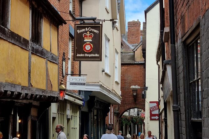 The Slow Food Capital of England: A Self-Guided Tour in Ludlow - Starting beneath Ludlow Castle