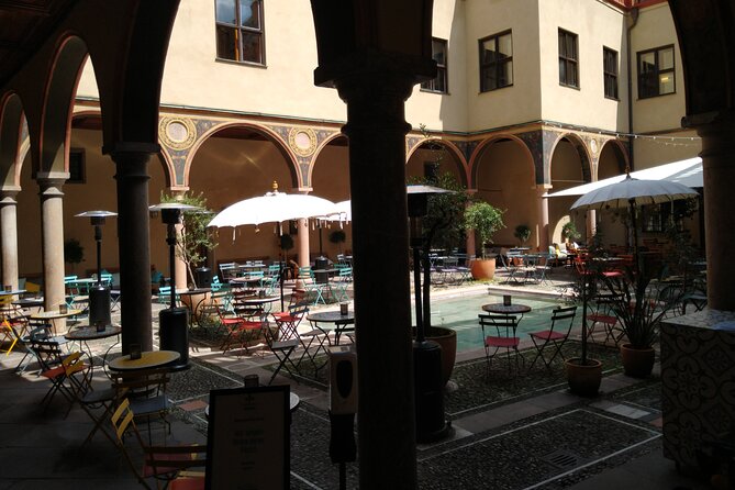 The Story of Jakob Fugger: A Self-Guided Audio Tour through Medieval Augsburg - Rathausplatz, a natural place to pause