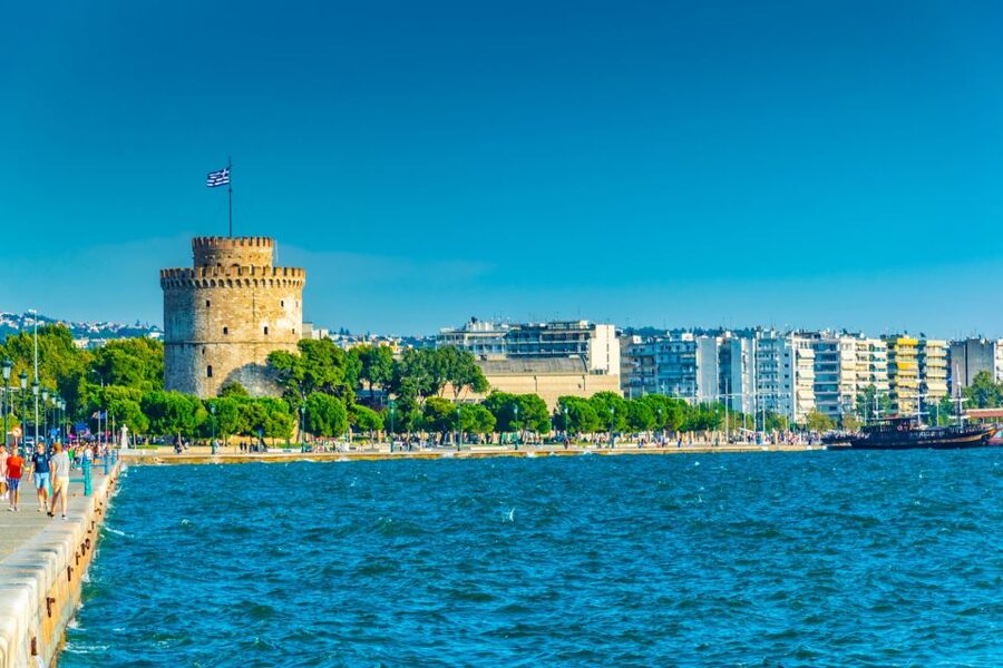 Thessaloniki: Self-Guided Audio Walking Tour & Narrative - Finishing at the harbor