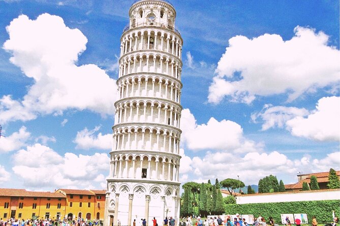 Timed Entrance to Leaning Tower Pisa and Cathedral with Audio - The Leaning Tower climb and its strange staircase