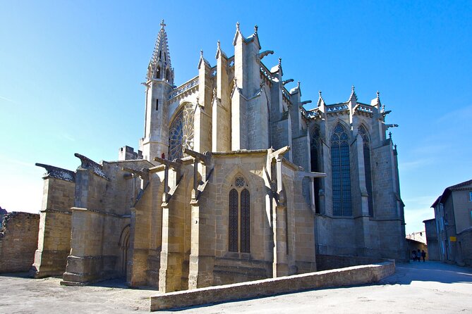 Toulouse : Carcassonne Day Trip by Coach with audio guides - Entering the fortified city of Carcassonne