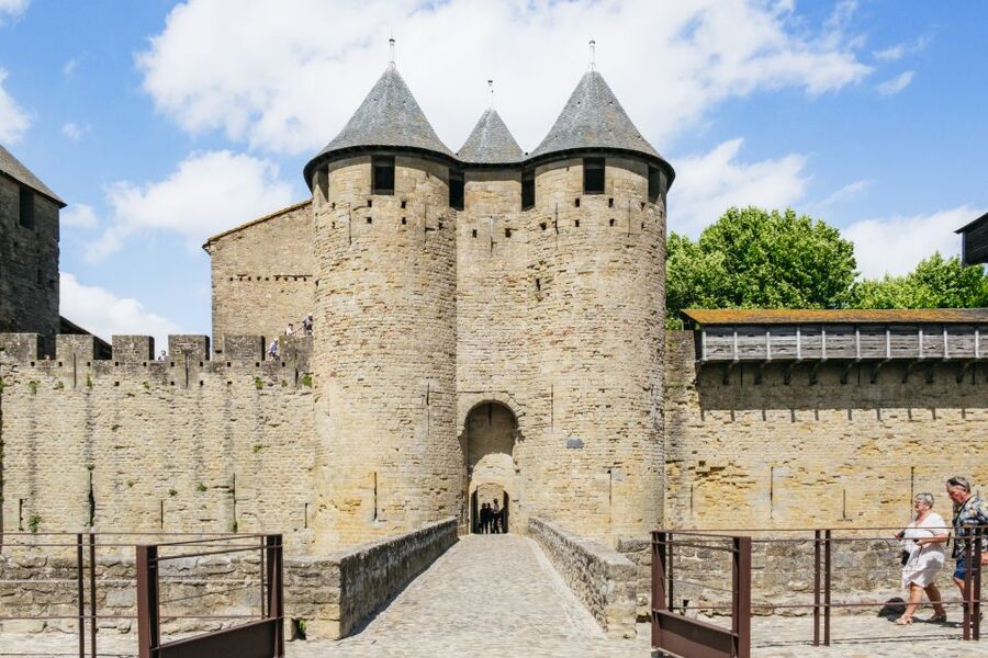 Toulouse: Carcassonne Day Trip by Coach with Audioguide - Arriving beside the medieval walls