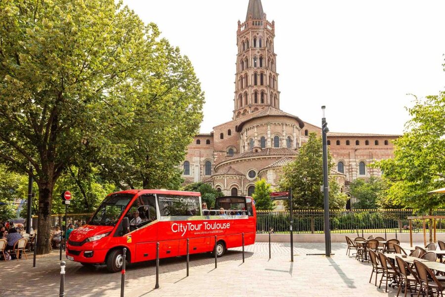 Toulouse: City Sightseeing Tour by Bus with Audio Guide - Through the Ville Rose by open-top minibus